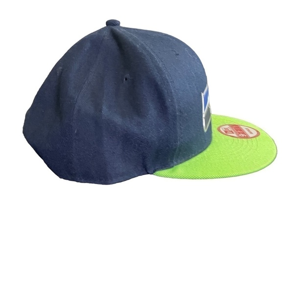 New Era 9Fifty Seattle Seahawks SnapBack Vintage Hat • NWOT - Picture 3 of 9